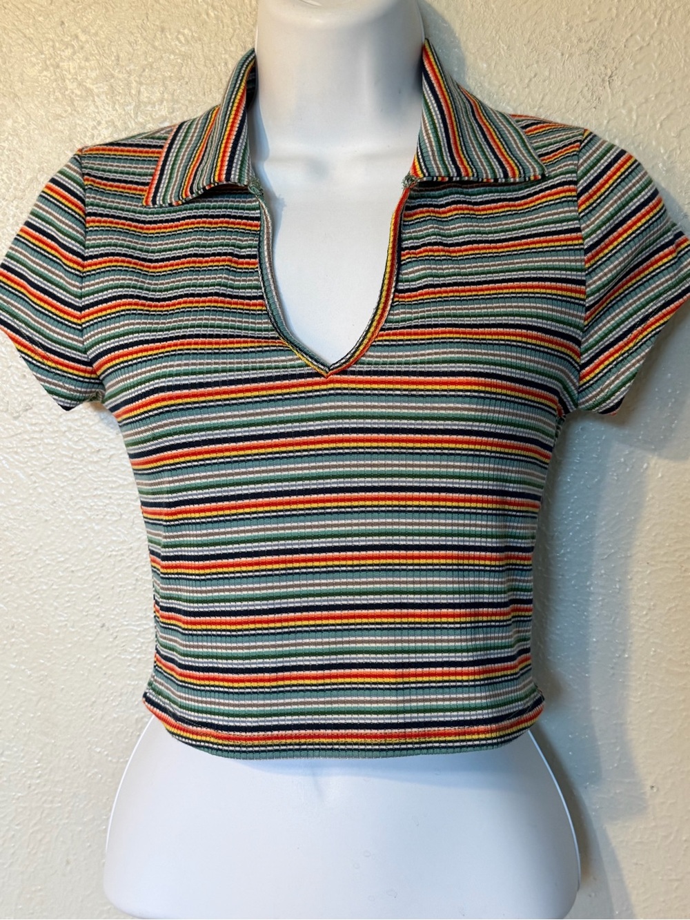 Y2K 2000’s Grunge Ribbed Polo Crop Top Fitted Short Sleeve Split Collar Sz M